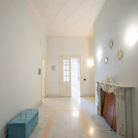 Residenza Castel Dell'ovo By Dimorra Neapol